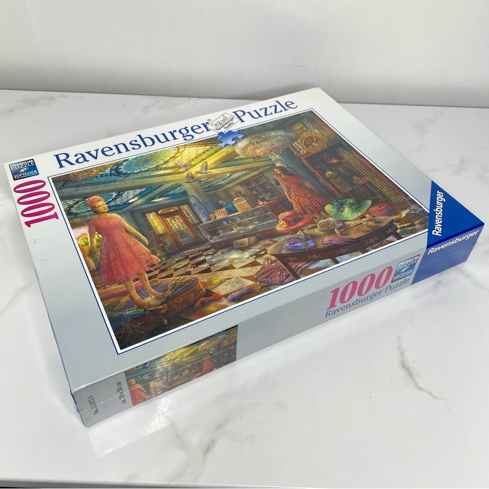 Ravensburger 1000 Puzzle Deserted Department Store - Picture 6 of 10